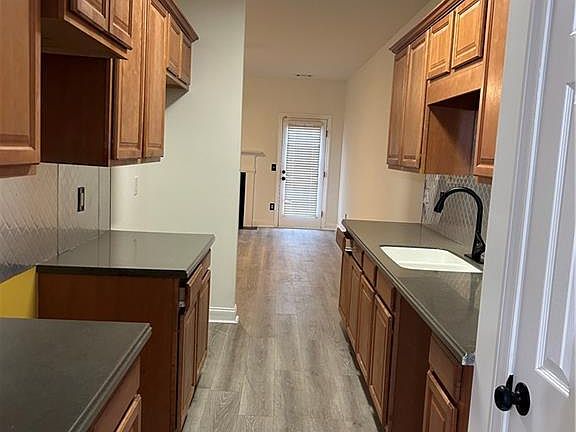 5th image of 9051 Bayrose Cir