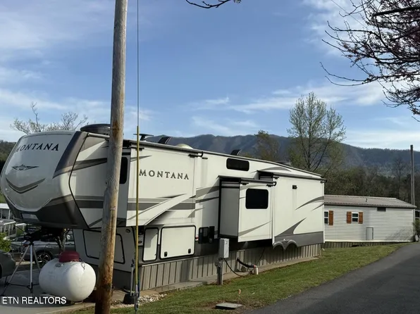 1020 Kildee St, Townsend, TN 37882
