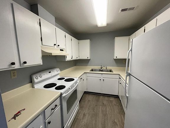 5th image of 960 Life Dr Unit 18