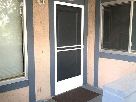 2nd image of 866 Windwood Dr
