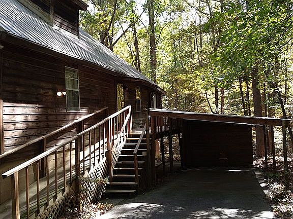 Carport. Stairs and Ramp