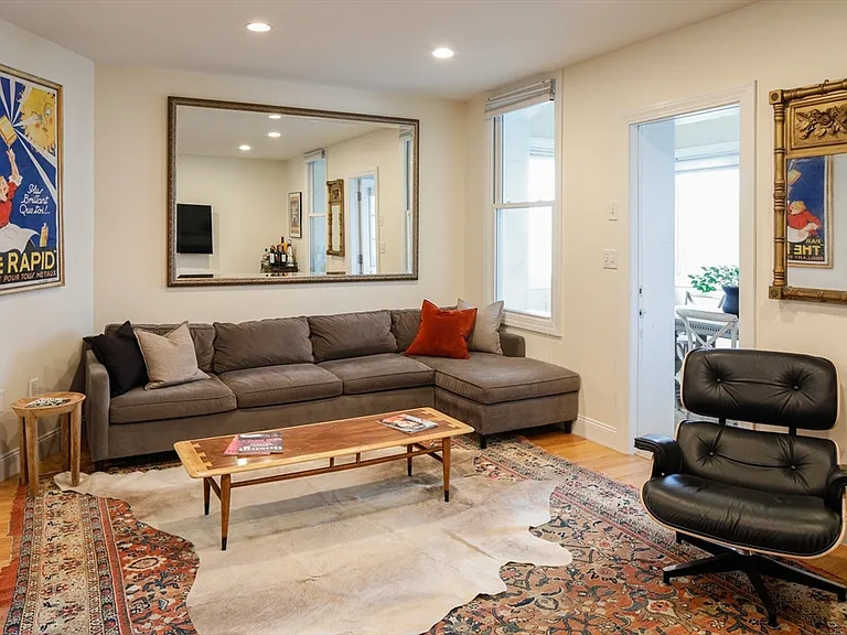 127 Cottage St #3 — Photo 1