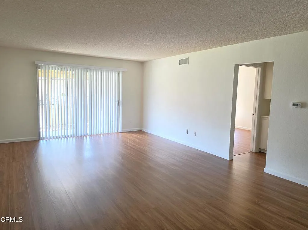 2 bed, 2.0 bath, 1108 sqft, $2,800 — Photo 2