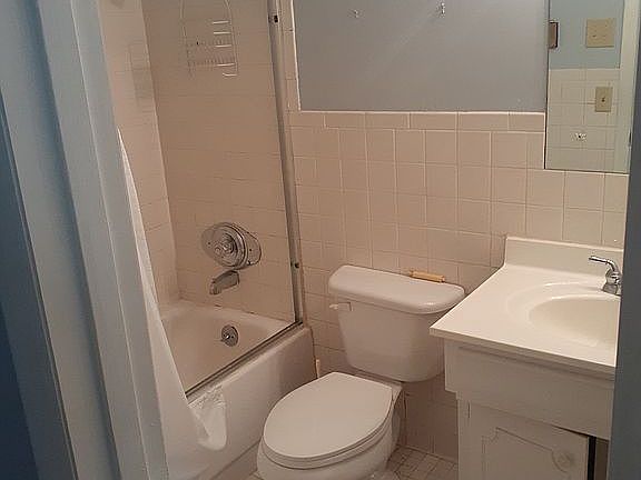 5th image of 528 Southbrook Dr