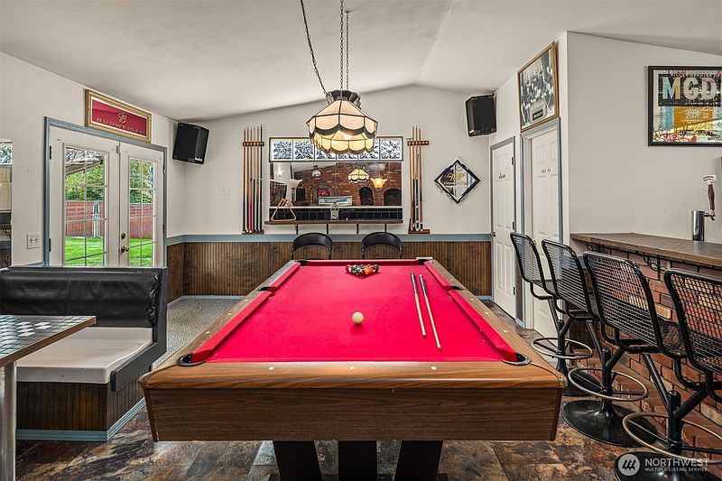 4th image of 15217 79th Street NE