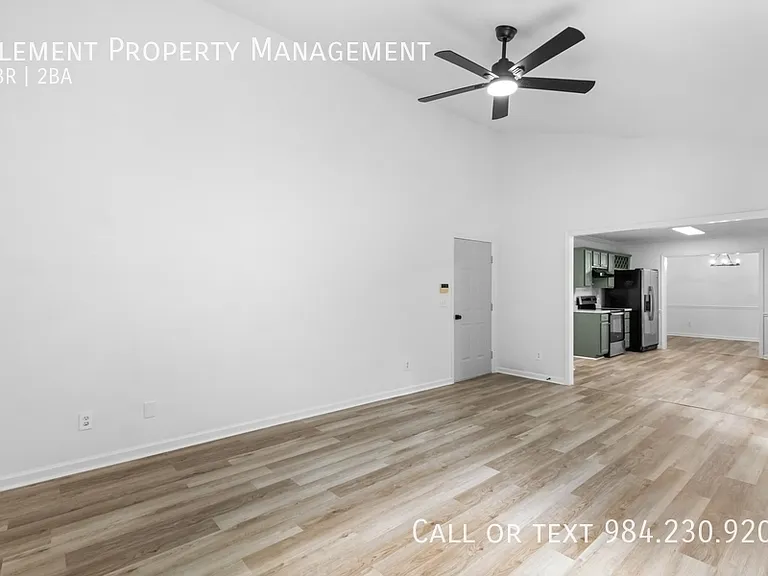 6649 Speight Cir — Photo 17