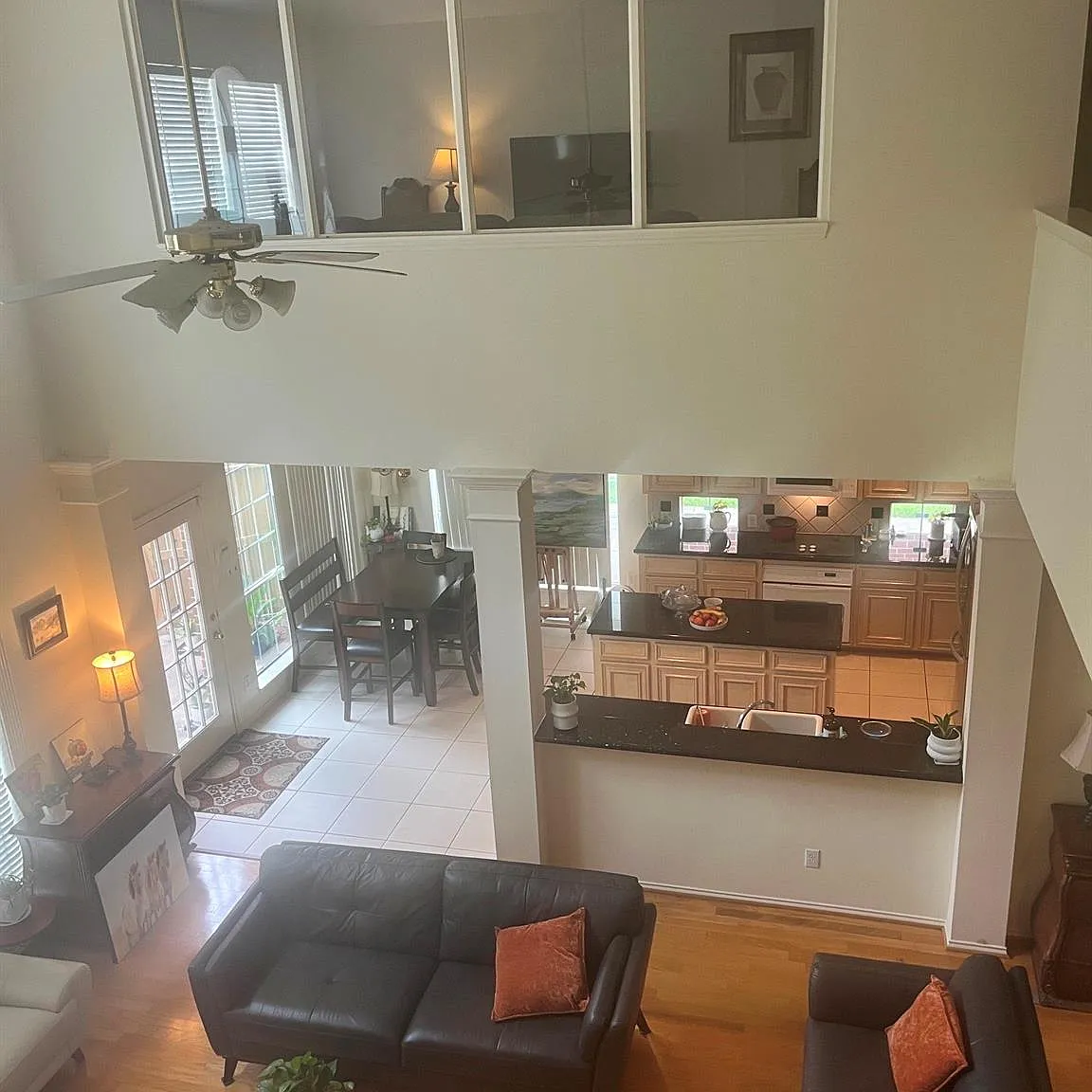 4 bed, 3.5 bath, 3667 sqft, $3,195 — Photo 1