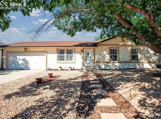 1820 Okeechobee Dr, Colorado Springs, CO 80915