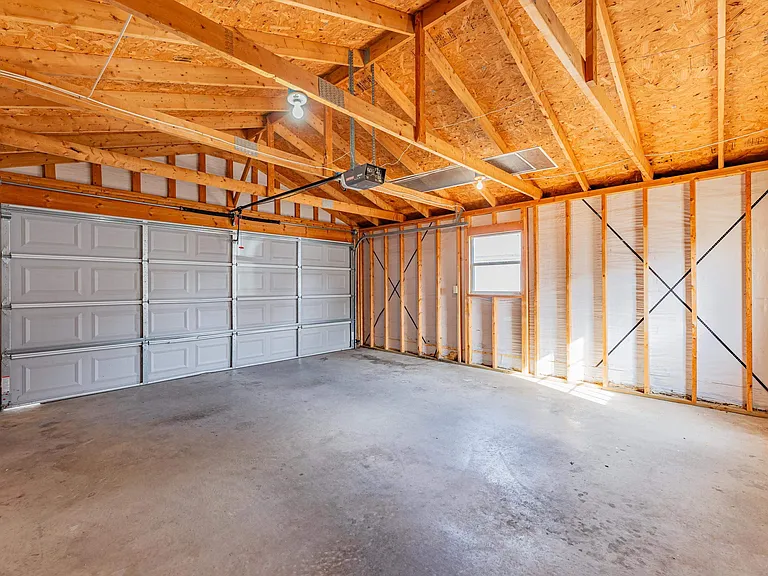 2727 Austin Ave — Photo 27