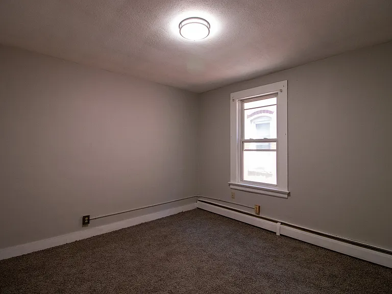 512-2 Broad St #2B — Photo 7