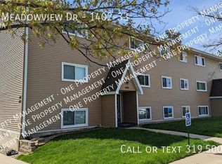 1402 Meadowview Dr #33, Marion, IA 52302