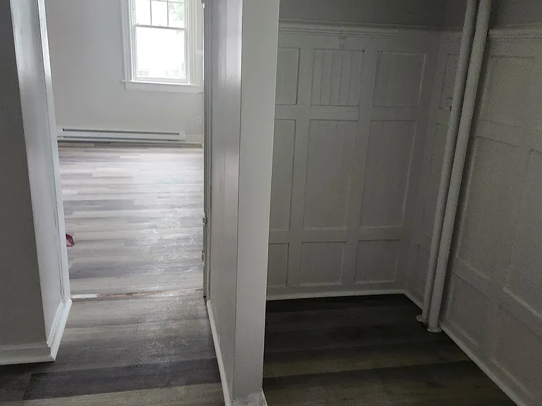 111 S Lake Ave #2 — Photo 2