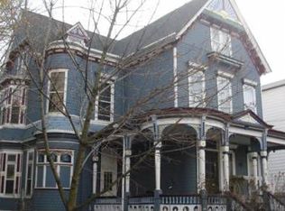 912 Summit Ave, Jersey City, NJ 07307