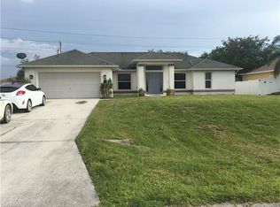 10 NW 8th Ter, Cape Coral, FL 33993