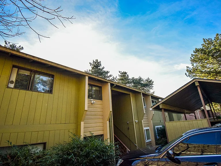 3930 SW Plum St #1-3-8 — Photo 25