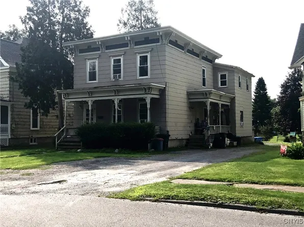 215 James St, Canastota, NY 13032