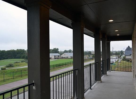 2nd image of 5201 Settlement Way