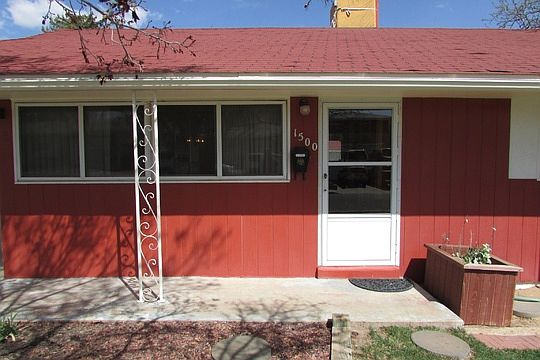 2nd image of 1500 N Carlton Ave