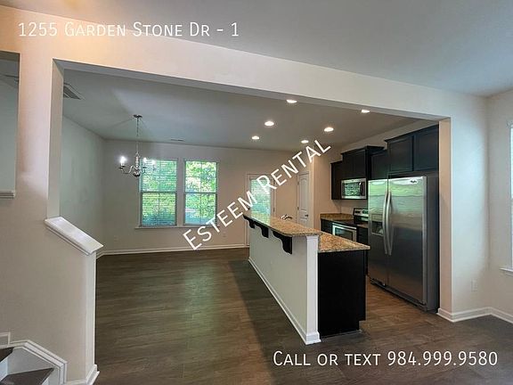 3rd image of 1255 Garden Stone Dr #1