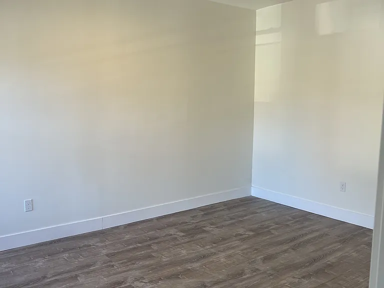 59 Stewart Ave — Photo 9