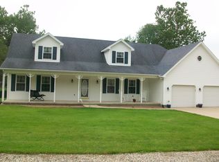 1008 Peach Ln, Covington, IN 47932