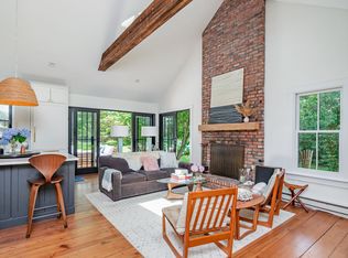 8 Sycamore Dr, East Hampton, NY 11937
