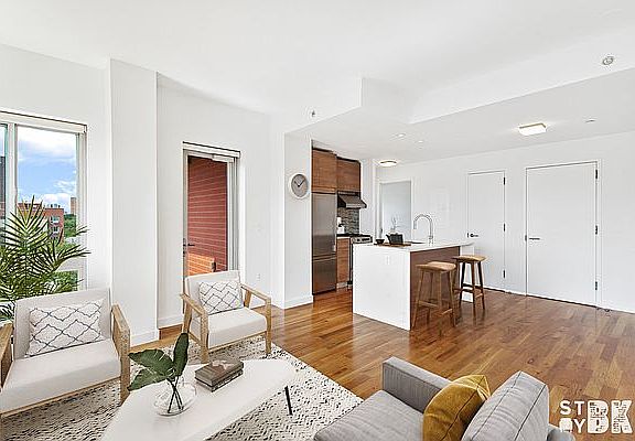 4th image of 333 Greene Ave #5A