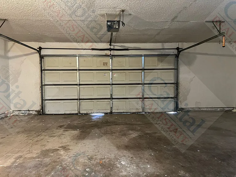 6717 W Britton Rd — Photo 37