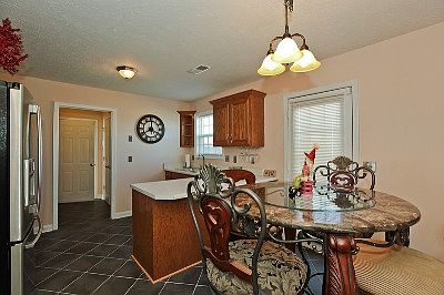 4th image of 8101 Minehead Dr