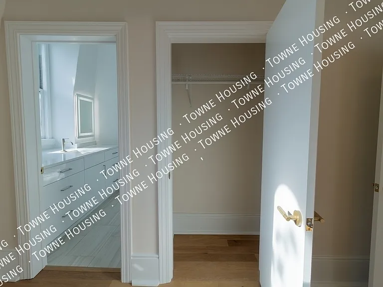 17 N Pearl St #4 — Photo 14