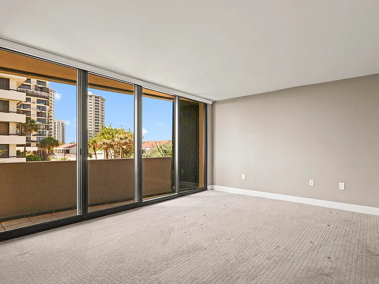 4200 N Ocean Dr #1-203 — Photo 21