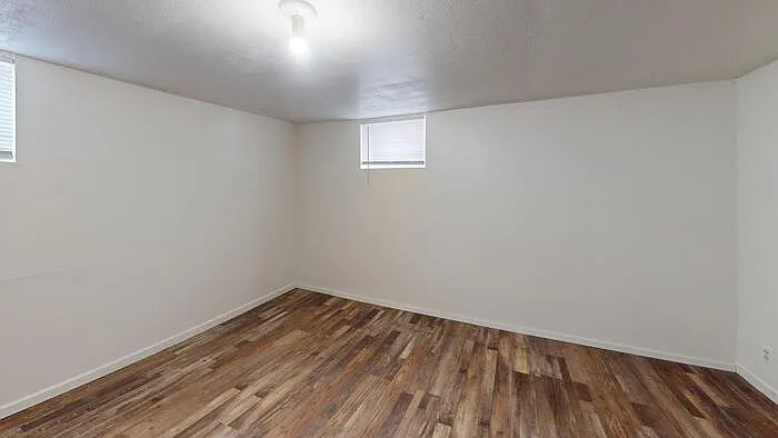 216 Hill St — Photo 11