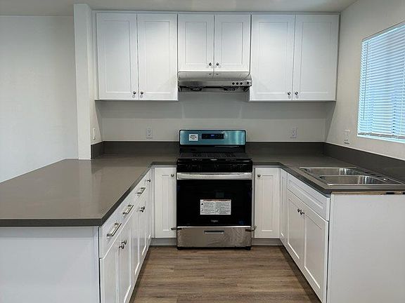 2nd image of 2415 Nikki Ct #4