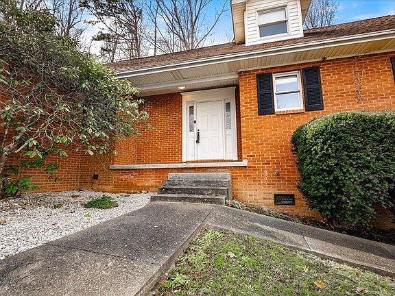 4th image of 663 Redbird Rd