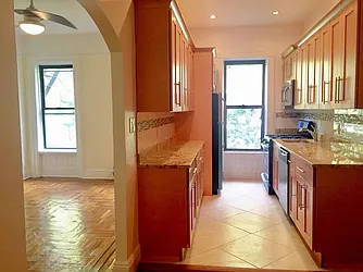 Rented by Rapid Realty Cobble Hill