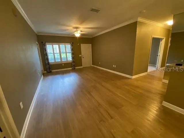 3 bed, 2.0 bath, 1430 sqft, $2,475 — Photo 4