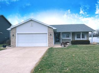 1417 Truman Dr, Bradley, IL 60915