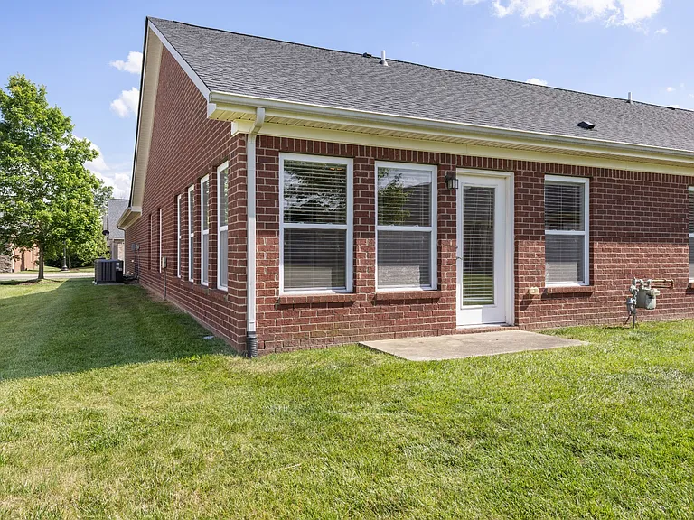 395 Devon Chase Hl #1004 — Photo 27