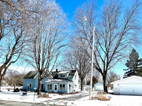 224 N Madison St, Coloma, WI 54930