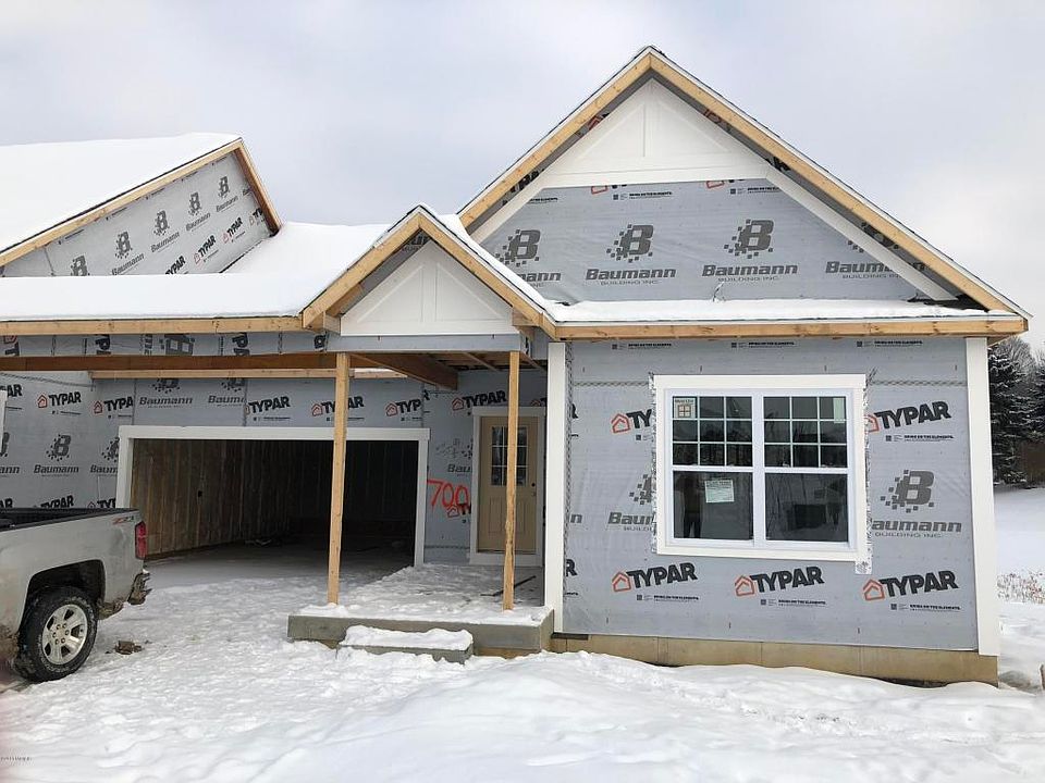 1st image of 700 Braeside Dr SE #68