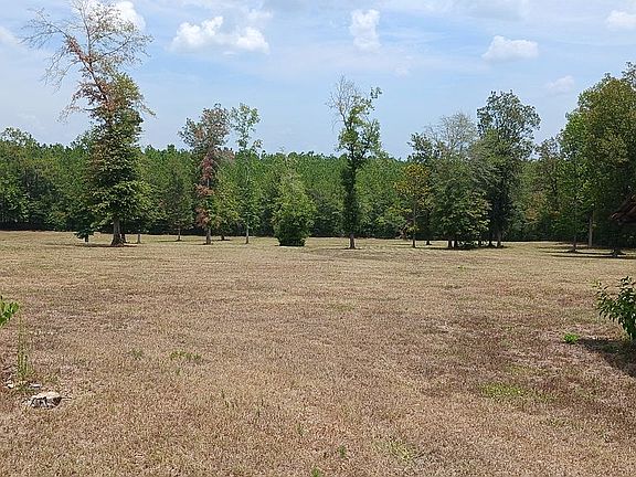 3rd image of 806 County Road 1010