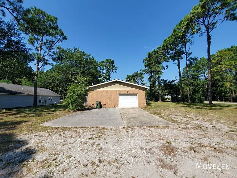 510 Wesley Ave — Photo 13