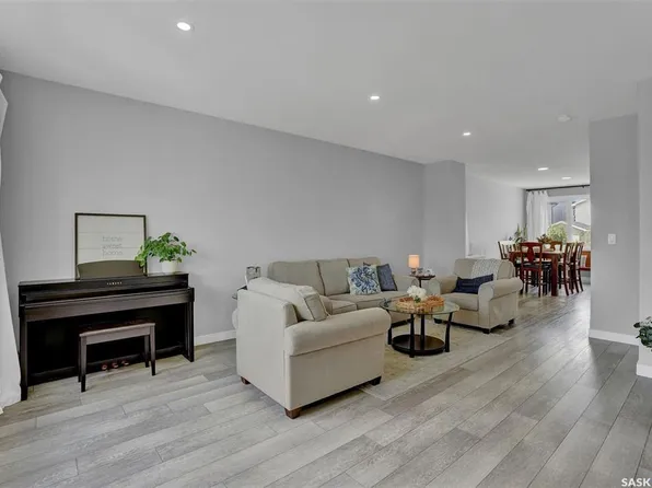 7945 Flax AVENUE, Regina, SK S4Y 0E6