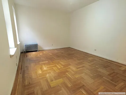 Rented by Sovereign Associates | media 20