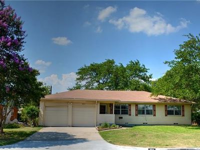 3011 Candlewick Ln, Farmers Branch, TX, 75234