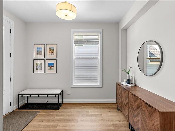 4th image of 5216 Windmere Chase Dr