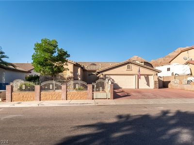 1018 Azure Heights Pl, Las Vegas, NV, 89110