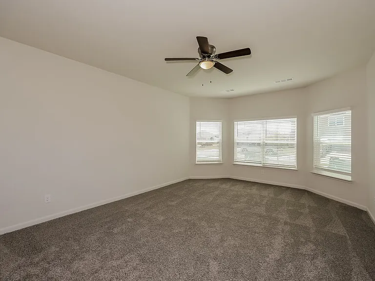 1417 Woodwinds Dr — Photo 10