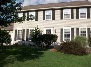 625 Hills Pond Rd, Webster, NY 14580