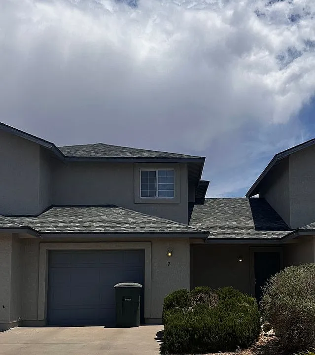 3329 Armour Ln